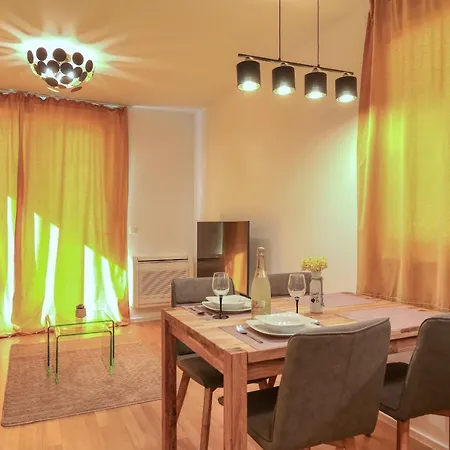 Apartment Barbara With Private Parking In The Garage *