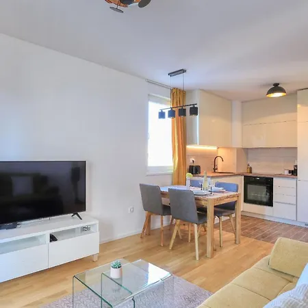 Apartman Barbara With Private Parking In The Garage