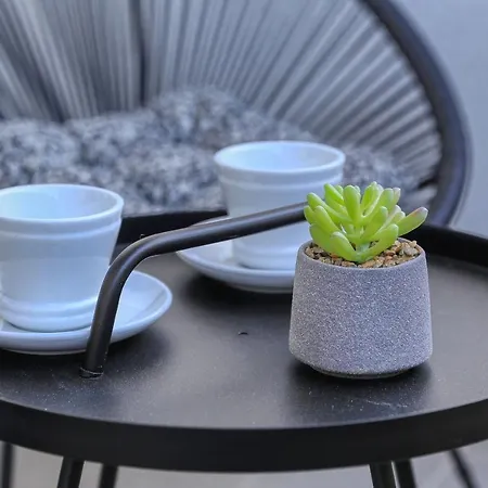 Barbara With Private Parking In The Garage Appartement