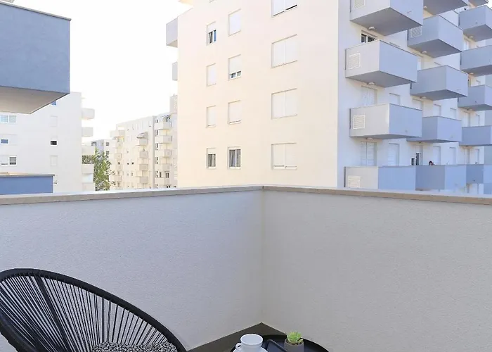 Apartman Barbara With Private Parking In The Garage